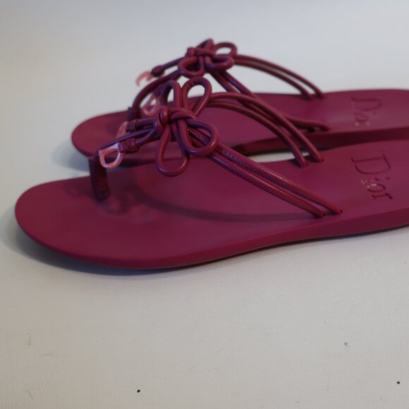 Women Christian Dior Sweetie Magenta Faux Leather Thong Sandal 37.5/EU US/7.5 - Picture 4 of 10